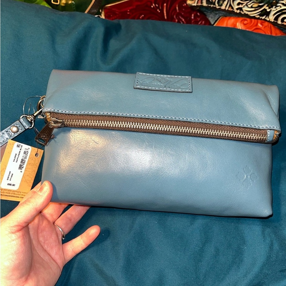 Patricia Nash wristlet